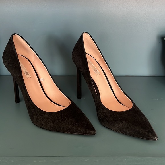 H&M Black Suede Leather Stiletto Heel Pointed Toe Classic Pump - Picture 2 of 5